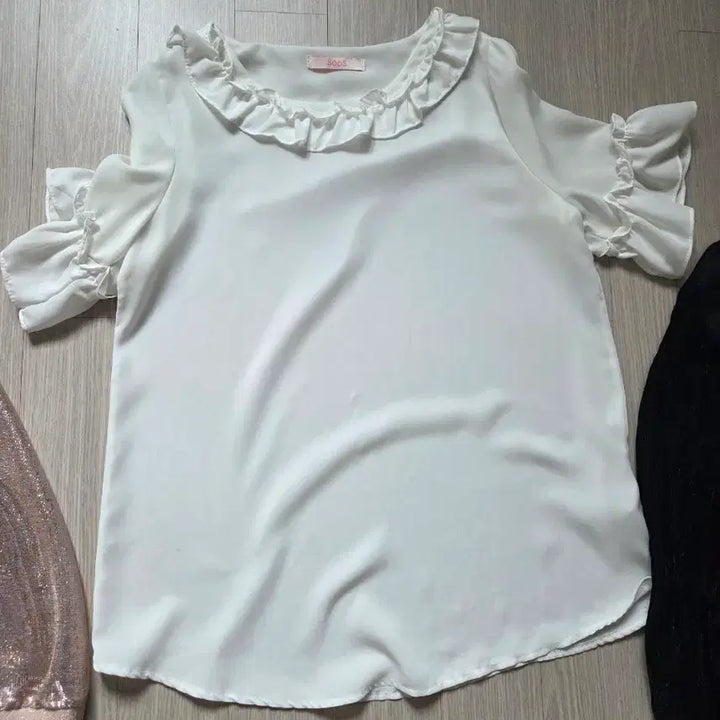 [BUNJANG] Blouse T-shirts (Black/White/Pink) Set / 블랙/화이트/핑크 블라우스 티셔츠 3종