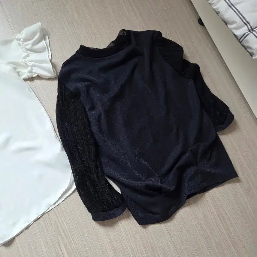 [BUNJANG] Blouse T-shirts (Black/White/Pink) Set / 블랙/화이트/핑크 블라우스 티셔츠 3종