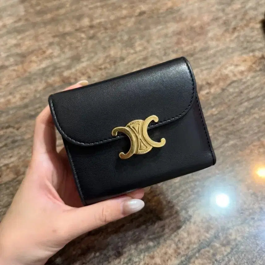 [BUNJANG] Celine Triomphe Flap Card Holder Black / 셀린느 트리옹프 플랩 카드 지갑