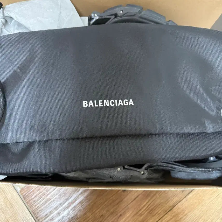 [BUNJANG] Balenciaga X-Pander Sneakers Black Size 40 / 새상품 40] 발렌시아가 엑스팬더 X pander 스니커즈 블랙