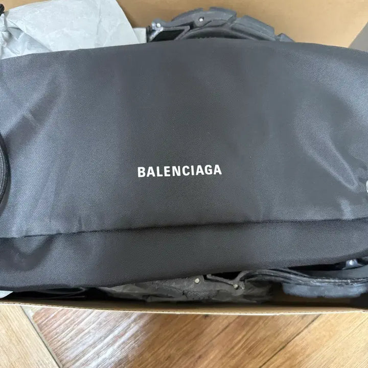 [BUNJANG] Balenciaga X-Pander Sneakers Black Size 40 / 새상품 40] 발렌시아가 엑스팬더 X pander 스니커즈 블랙