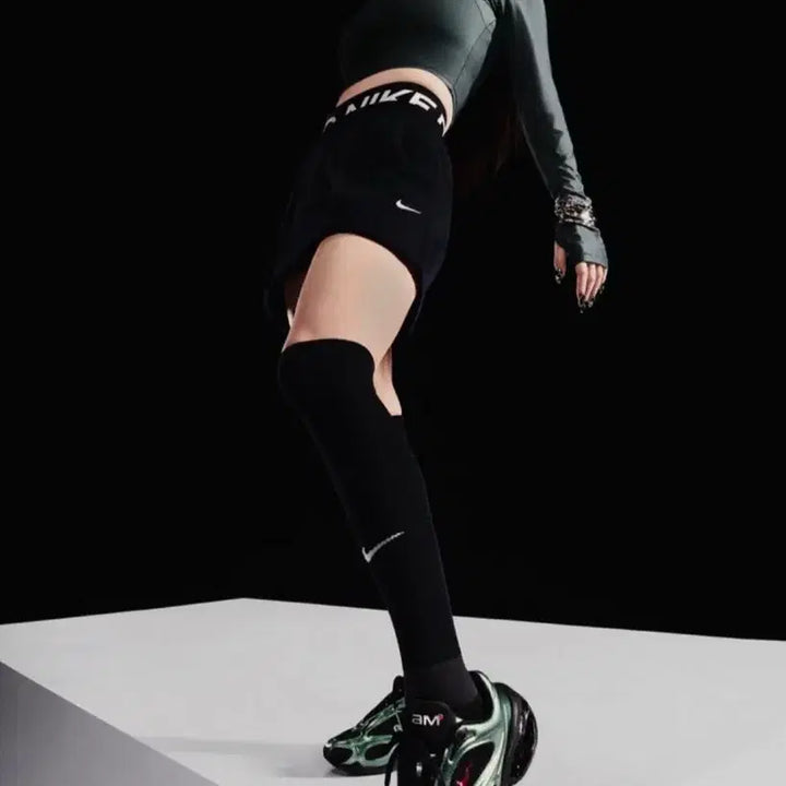 [BUNJANG] Nike Air Max Muse 240 Oil Green Sneakers / 나이키 에어맥스 뮤즈 240 오일 그린 팝니다.