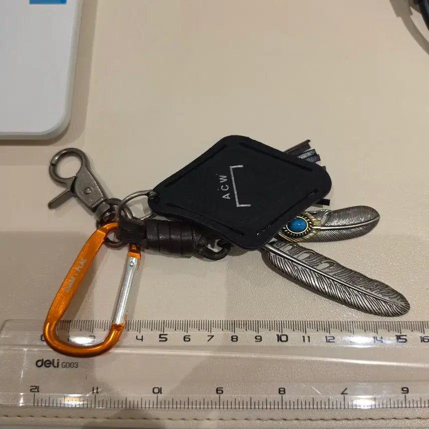 [BUNJANG] Custom Keyring with Feather Charm / 커스텀 키링