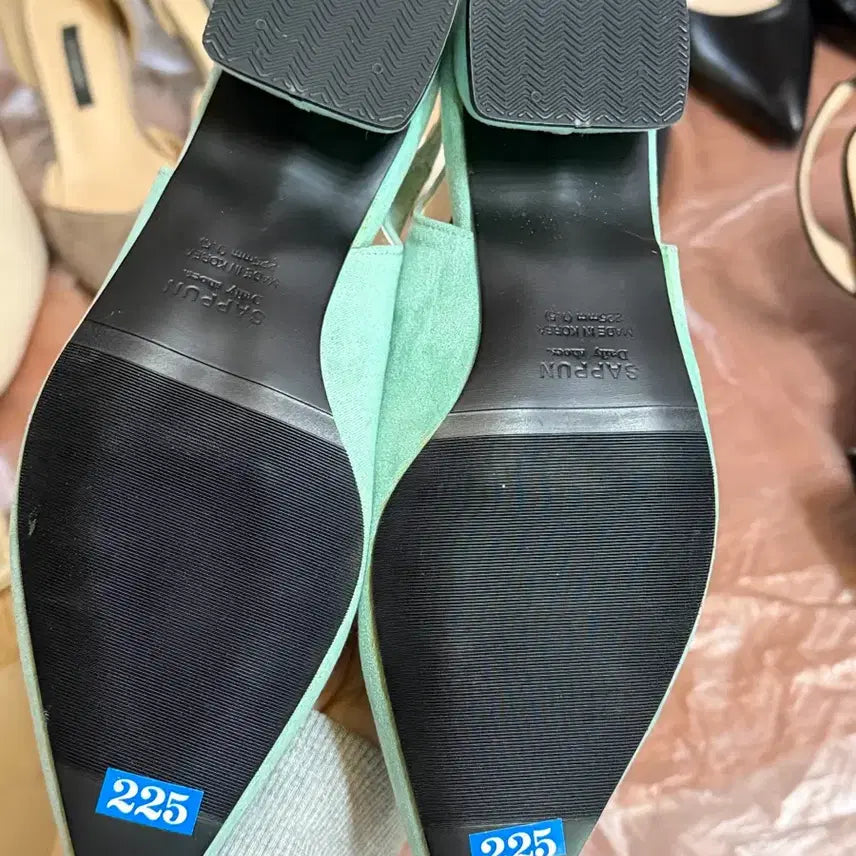[BUNJANG] Assorted 225mm Women&