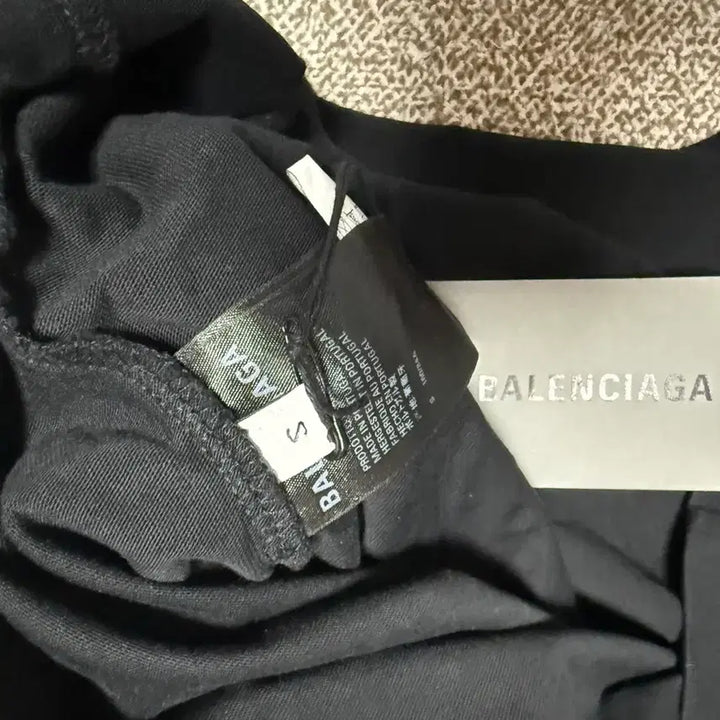 [BUNJANG] Balenciaga Cap Boxy Fit T-shirt Black / S] 발렌시아가 캡 박시 핏 티셔츠 블랙