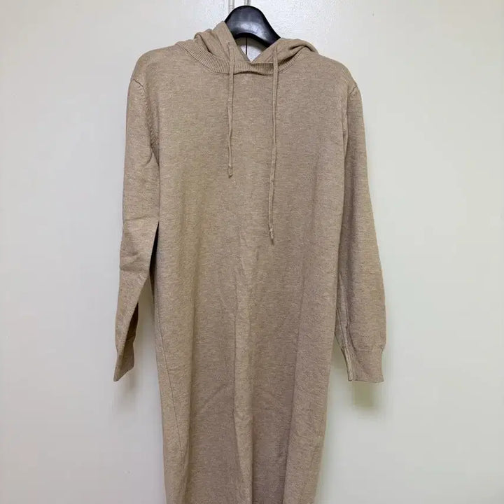 [BUNJANG] Knit Hooded Dress (Black/Beige) / 니트 후드 원피스 (블랙/베이지)