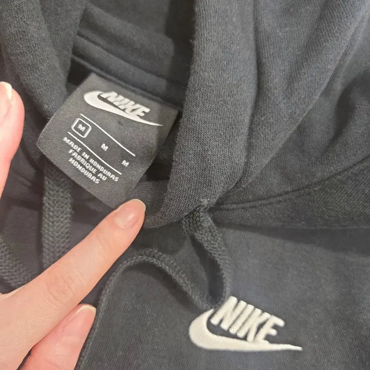 [BUNJANG] Nike Basic Logo Black Hoodie M Size / 나이키 블랙 후드티 M 사이즈