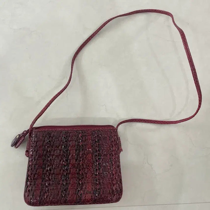 [BUNJANG] Wine Red Snakeskin Leather Crossbody Bag / 와인색 뱀피 가죽 크로스백