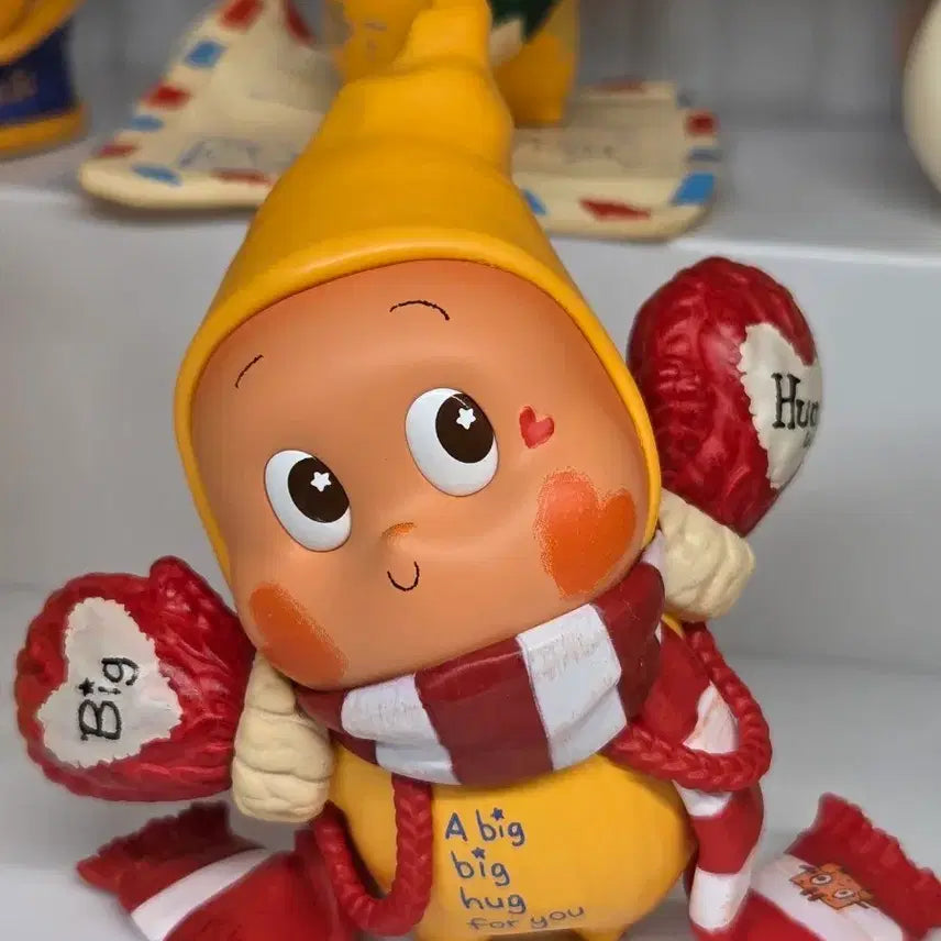 [BUNJANG] Pop Mart Small Star Gift Series Big Hug Figure / 팝마트 작은별이 보내는 선물 시리즈 빅허그