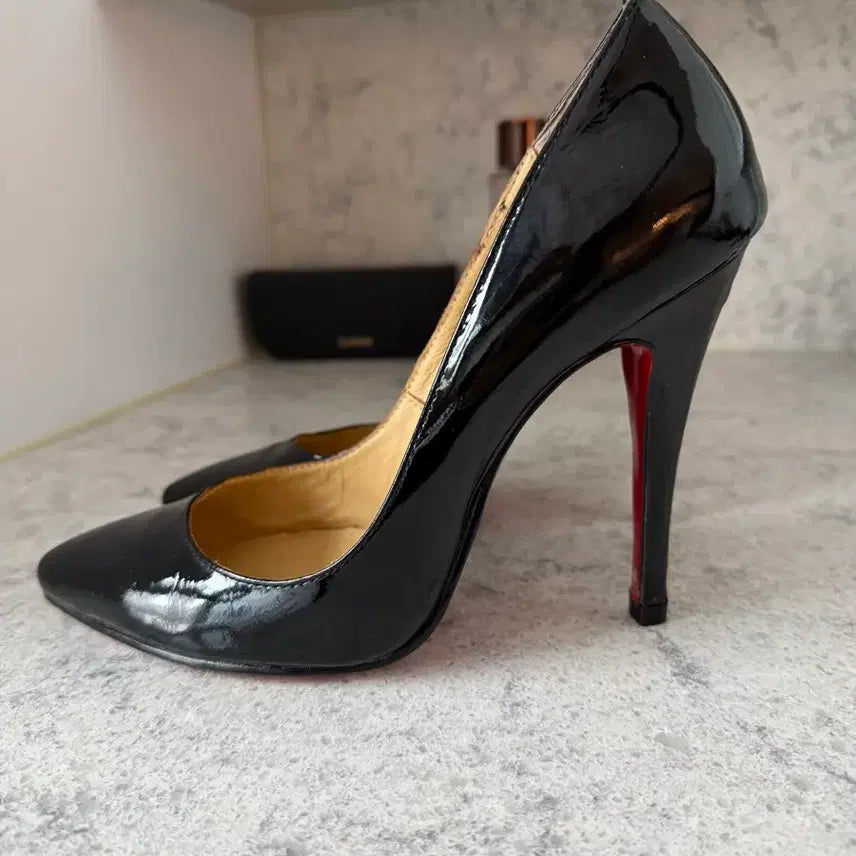 [BUNJANG] Christian Louboutin Patent Leather Pumps / 크리스찬 루부탱 블랙 페이턴트 펌프스힐