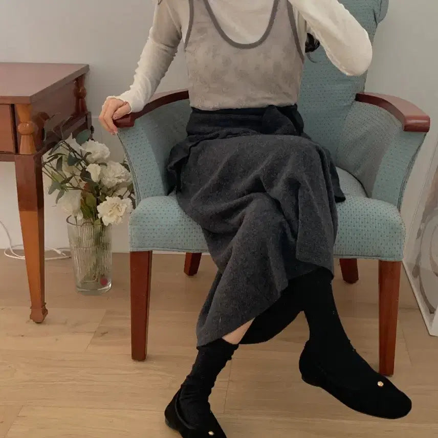 [BUNJANG] VaisoBl Smooth Layered Skirt (Charcoal) / 바이소블 스무스 레이어드 스커트 (차콜)