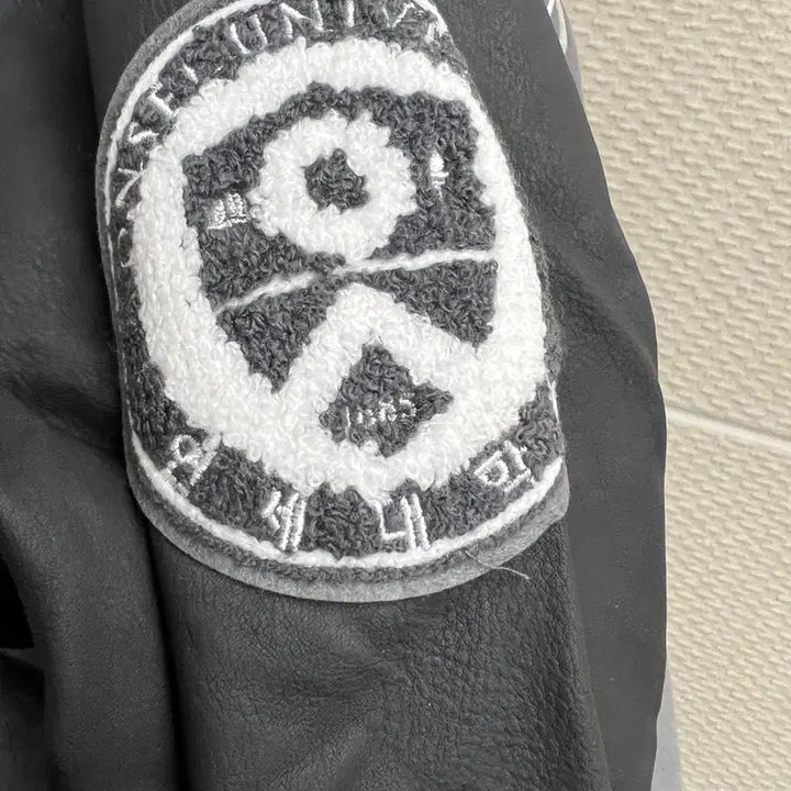 [BUNJANG] Yonsei University Baseball Jacket / 연세대학교 야구 점퍼