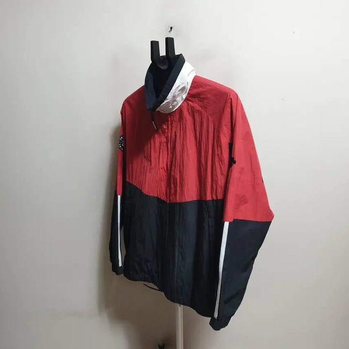 [BUNJANG] Descente Jumper Jacket Size 100-105 / 데상트 점퍼/자켓/100-105