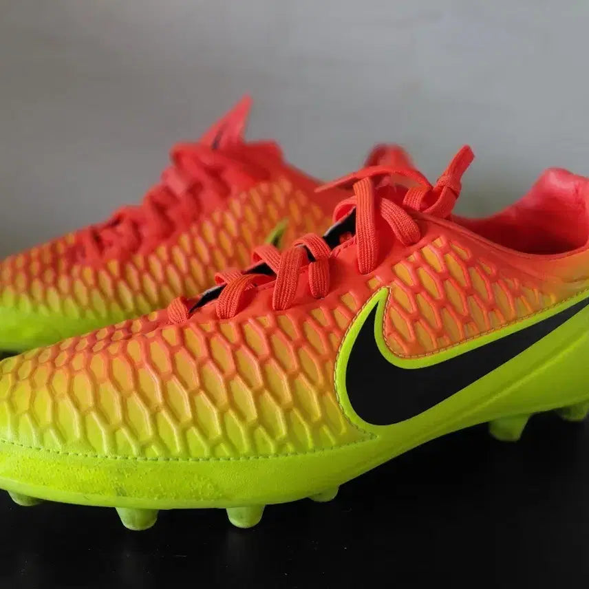 [BUNJANG] Nike Magista Soccer Cleats / 나이키 마지스타 축구화 형광/오렌지
