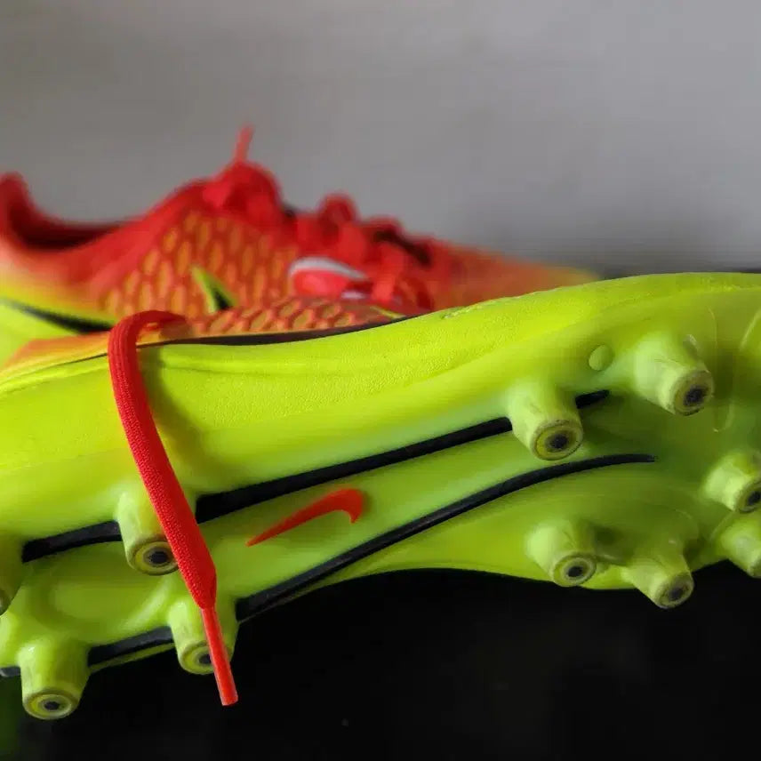 [BUNJANG] Nike Magista Soccer Cleats / 나이키 마지스타 축구화 형광/오렌지