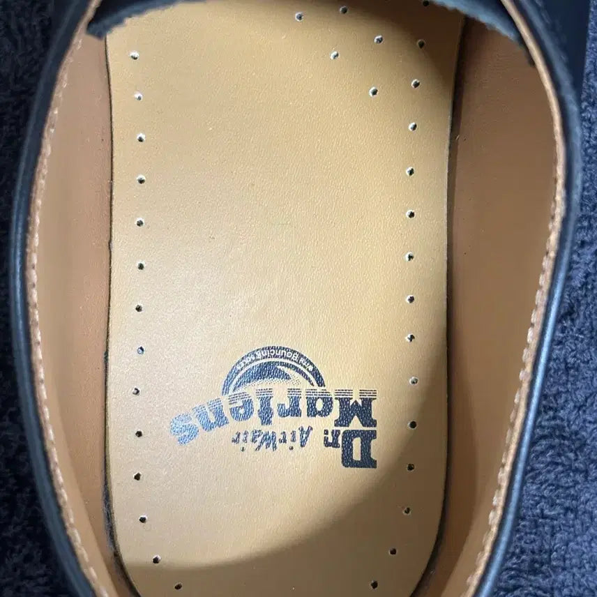 [SOLD OUT] 1회 착용 ) 닥터마틴 1461 블랙 나파 가죽 로퍼 250