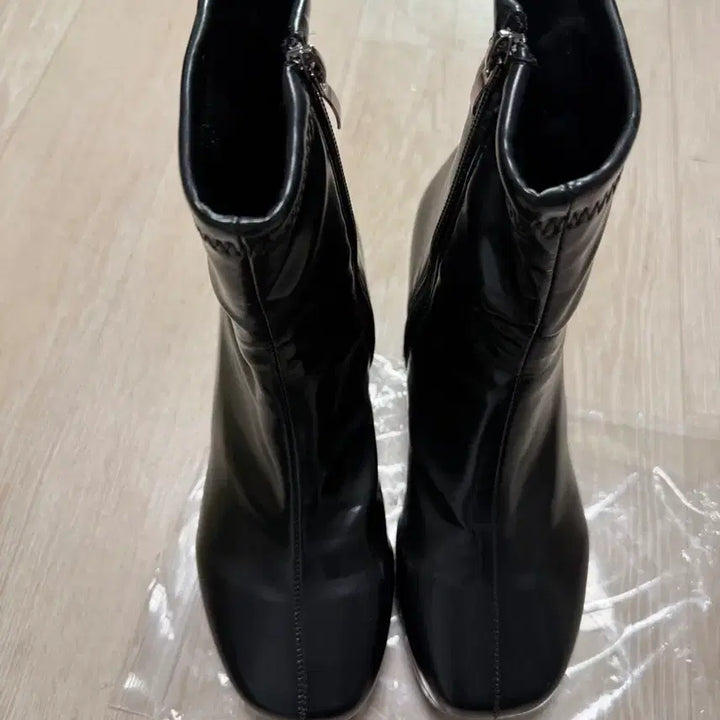 [BUNJANG] Chakan Gudu Mid-Calf Boots (235) / 착한구두 미들부츠 235