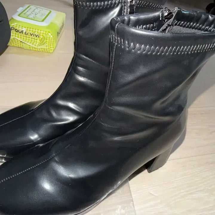 [BUNJANG] Chakan Gudu Mid-Calf Boots (235) / 착한구두 미들부츠 235