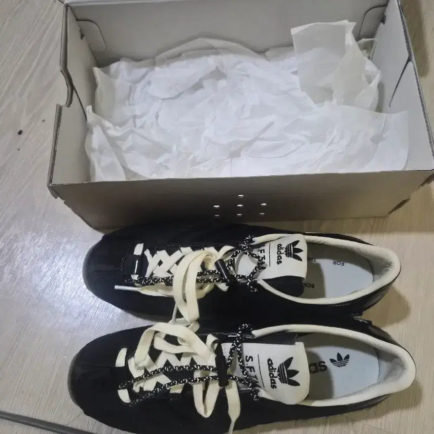 [BUNJANG] Adidas Song for the Mute Sneakers / 아디다스 송포더뮤트 새상품 260사이즈 팝니다