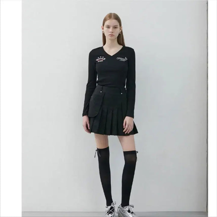 [BUNJANG] Egoist V-Neck Printed T-Shirt / 에고이스트브이넥프린팅티셔츠