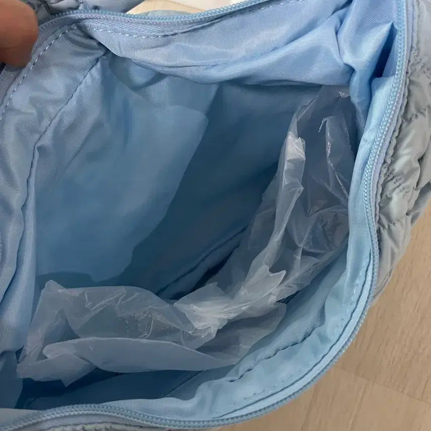 [BUNJANG] Juicy Judy Quilted Shoulder Bag / 쥬시쥬디 숄더백 판매해요