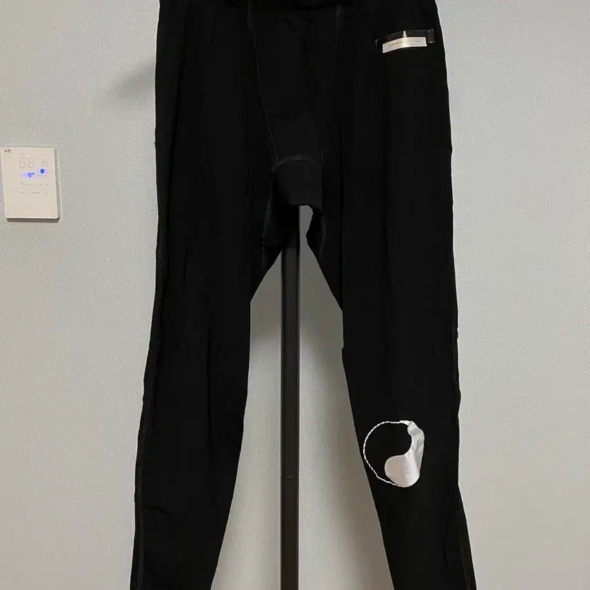 [BUNJANG] Satisfy Hour Legacy Workshop Justice Tights Black / [1] 새티스파이 아워레가시 워크샵 저스티스 타이즈 블랙