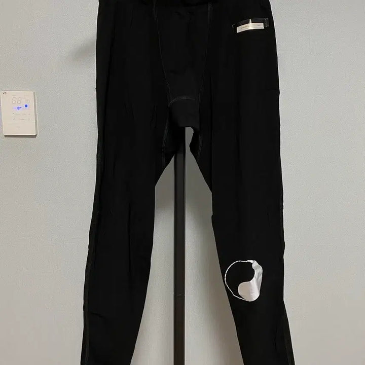 [BUNJANG] Satisfy Hour Legacy Workshop Justice Tights Black / [1] 새티스파이 아워레가시 워크샵 저스티스 타이즈 블랙