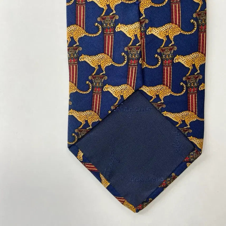 [BUNJANG] Ferragamo Silk Necktie / 페레가모(Ferragamo) 명품 정품 넥타이