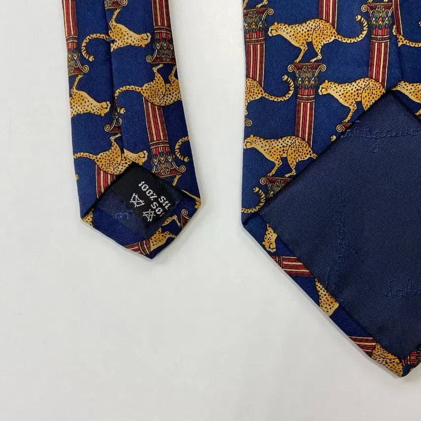 [BUNJANG] Ferragamo Silk Necktie / 페레가모(Ferragamo) 명품 정품 넥타이