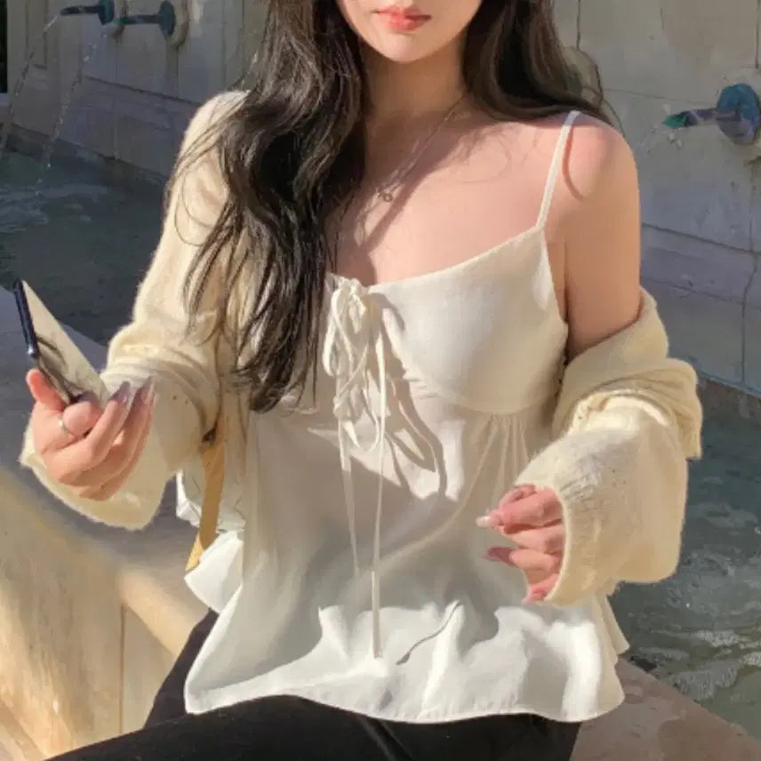 [BUNJANG] Live Hour V-Neck Bustier / 리브아워 베일 뷔스티에