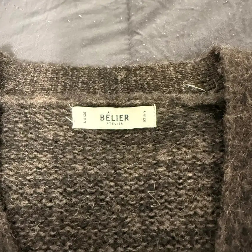 [BUNJANG] Vellie Tamblush Cardigan (L) / 벨리에 탐브러쉬 가디건 L 사이즈