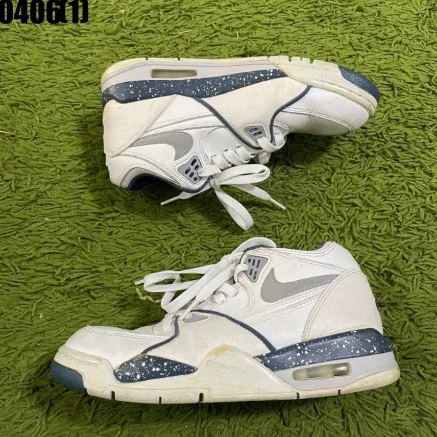 [BUNJANG] Nike Air White High-Top Sneakers / 나이키 에어 화이트 하이탑 스니커즈 신발 245