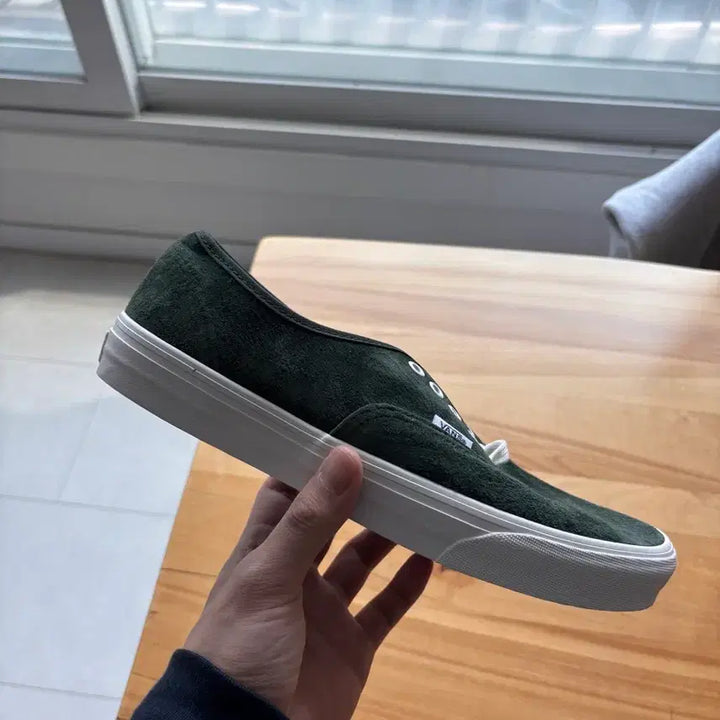 [BUNJANG] Vans Authentic Pig Suede Dried Kelp Sneakers (Size 280) / 반스 어센틱 스웨이드 딥그린 카키 280 (새상품)