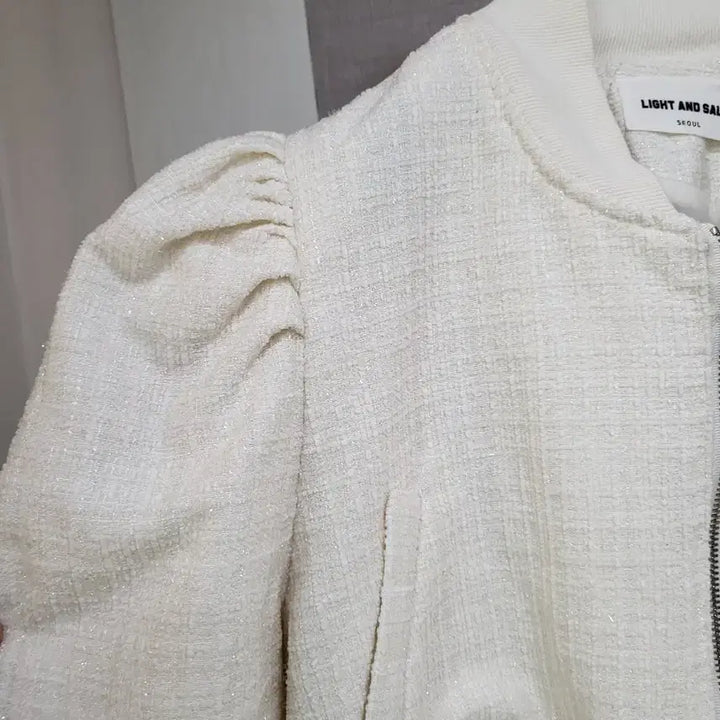 [BUNJANG] Unbranded Volume Sleeve Crop Jacket / 펄 볼륨소매 크롭자켓