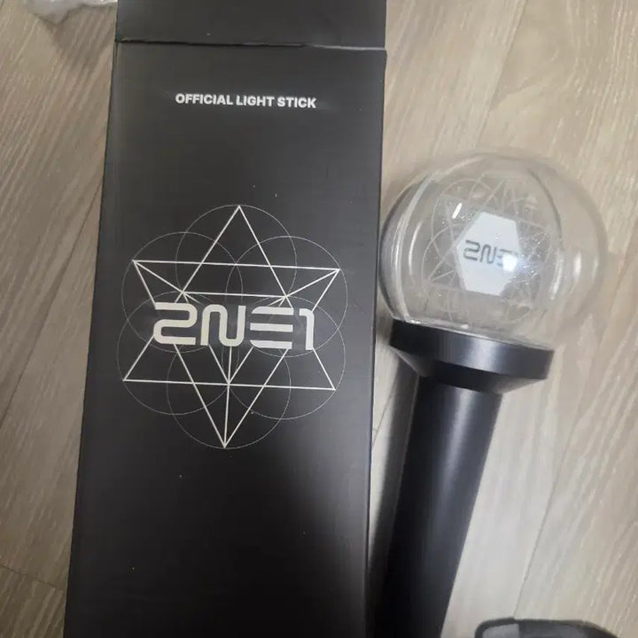 [BUNJANG] 2NE1 Blackjack Official Lightstick / 2NE1 공식 응원봉 블랙잭봉