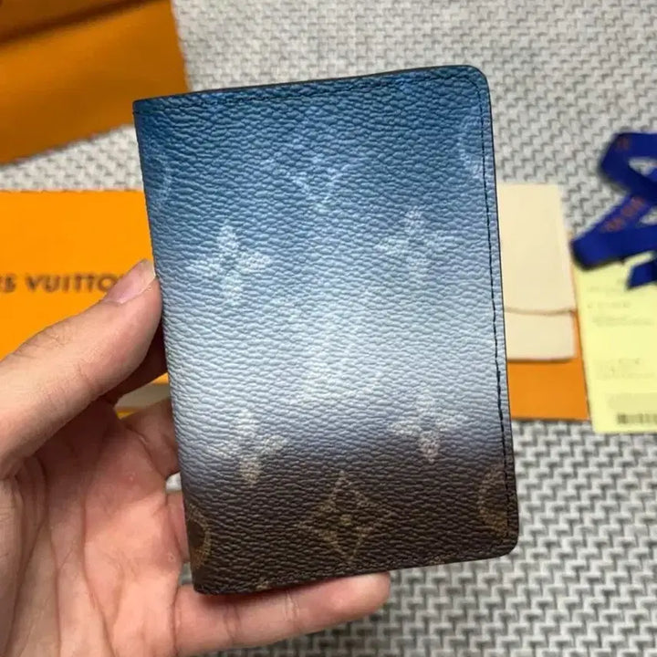 [BUNJANG] Louis Vuitton Monogram Pigment Organizer Wallet / [새상품] 루이비통 모노그램 피그먼트 오거나이저 지갑
