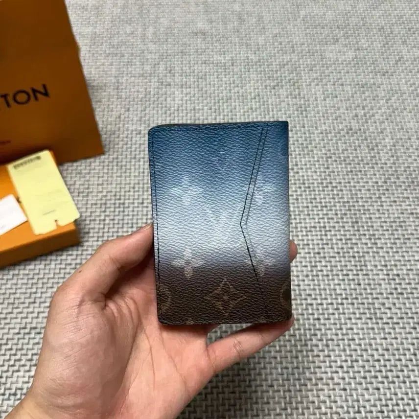 [BUNJANG] Louis Vuitton Monogram Pigment Organizer Wallet / [새상품] 루이비통 모노그램 피그먼트 오거나이저 지갑