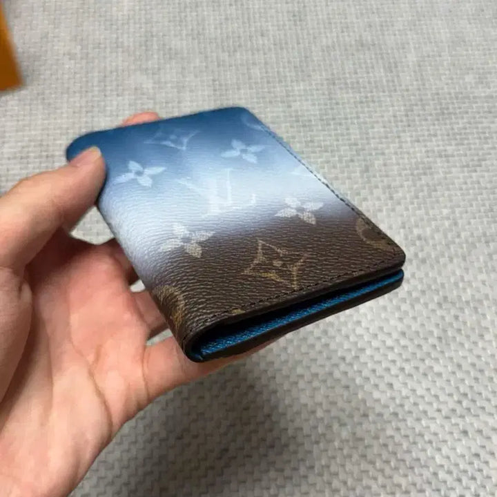 [BUNJANG] Louis Vuitton Monogram Pigment Organizer Wallet / [새상품] 루이비통 모노그램 피그먼트 오거나이저 지갑