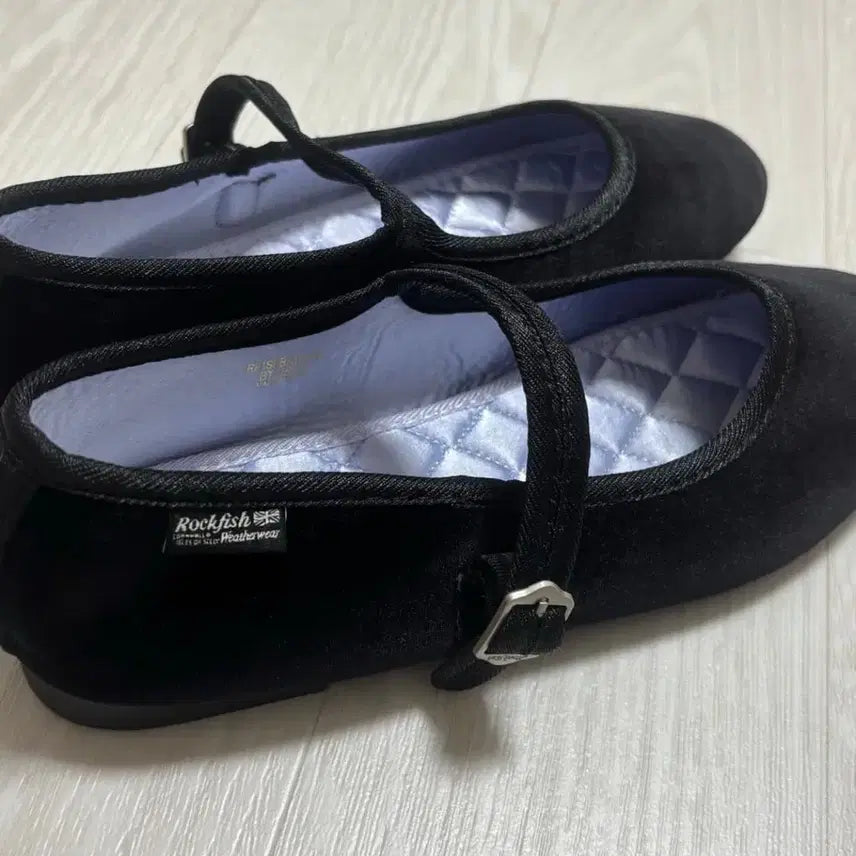 [BUNJANG] Rockfish Weatherwear Mary Jane Shoes / 락피쉬웨더웨어 메리제인