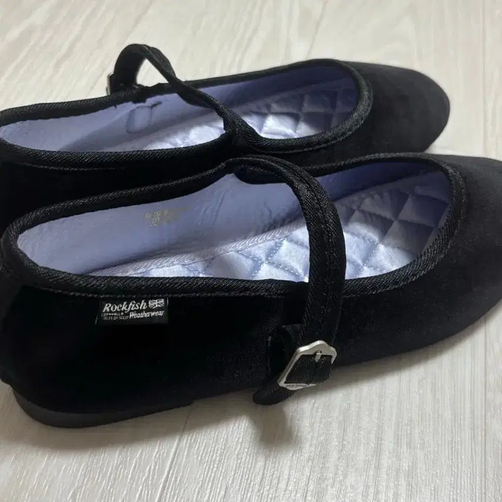[BUNJANG] Rockfish Weatherwear Mary Jane Shoes / 락피쉬웨더웨어 메리제인