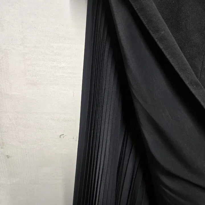 [BUNJANG] Giltfree Layered Pleated Maxi Skirt / 길트프리 레이어드 플리츠 스커트 S