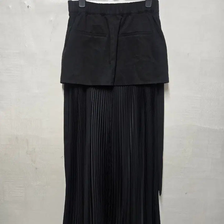 [BUNJANG] Giltfree Layered Pleated Maxi Skirt / 길트프리 레이어드 플리츠 스커트 S