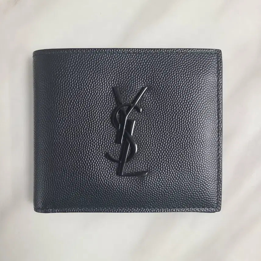 [SOLD OUT] 생로랑 YSL 로고 모노그램 캐비어 흑장 남성 반지갑