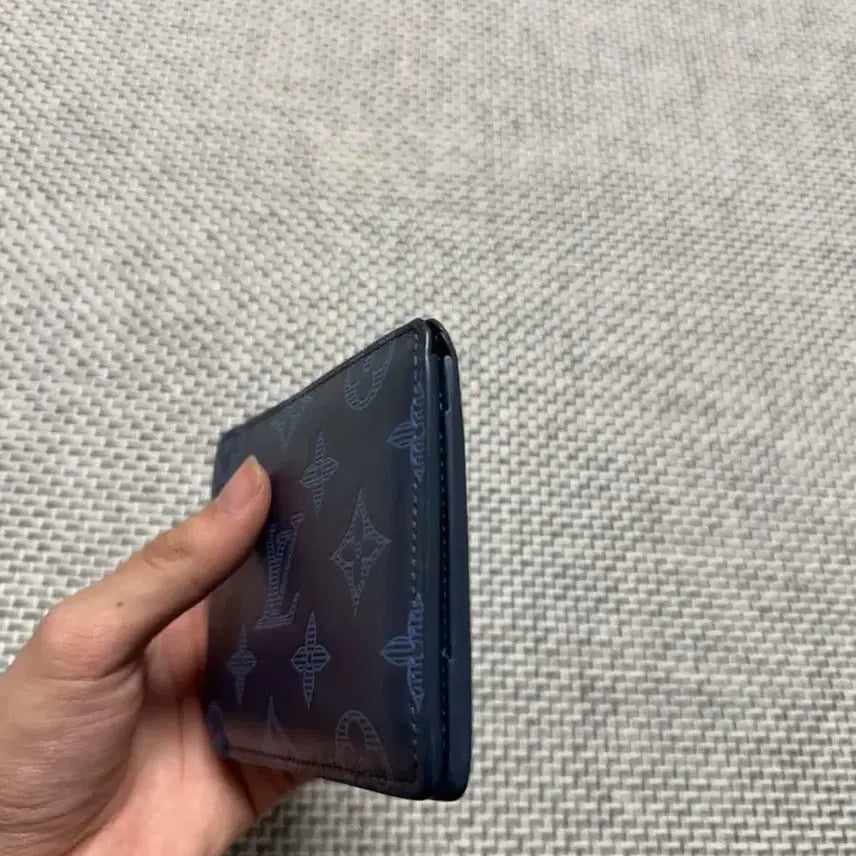 [SOLD OUT] 루이비통 쉐도우 반지갑