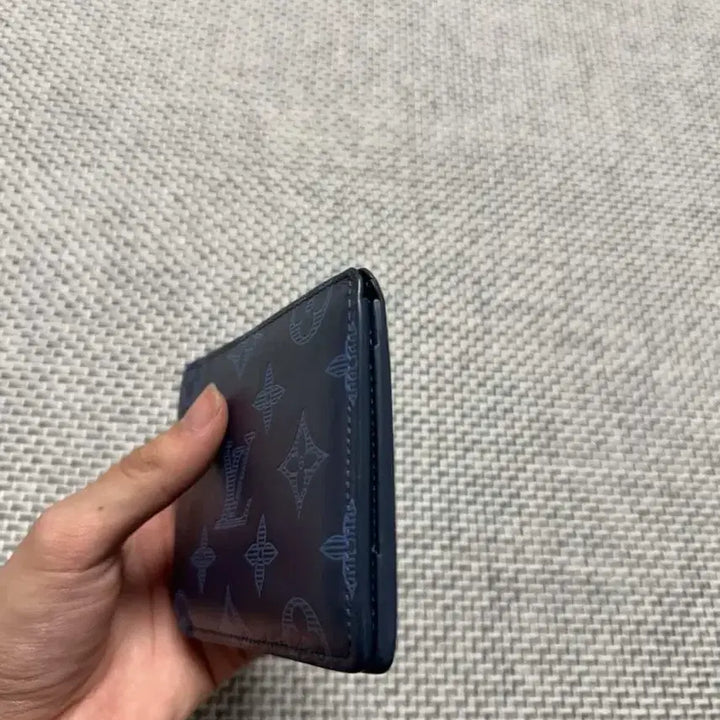 [SOLD OUT] 루이비통 쉐도우 반지갑