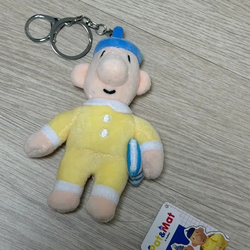 [BUNJANG] Pat &amp; Mat Mat Pajama Doll Keyring / 패트와매트 매트 파자마 인형키링