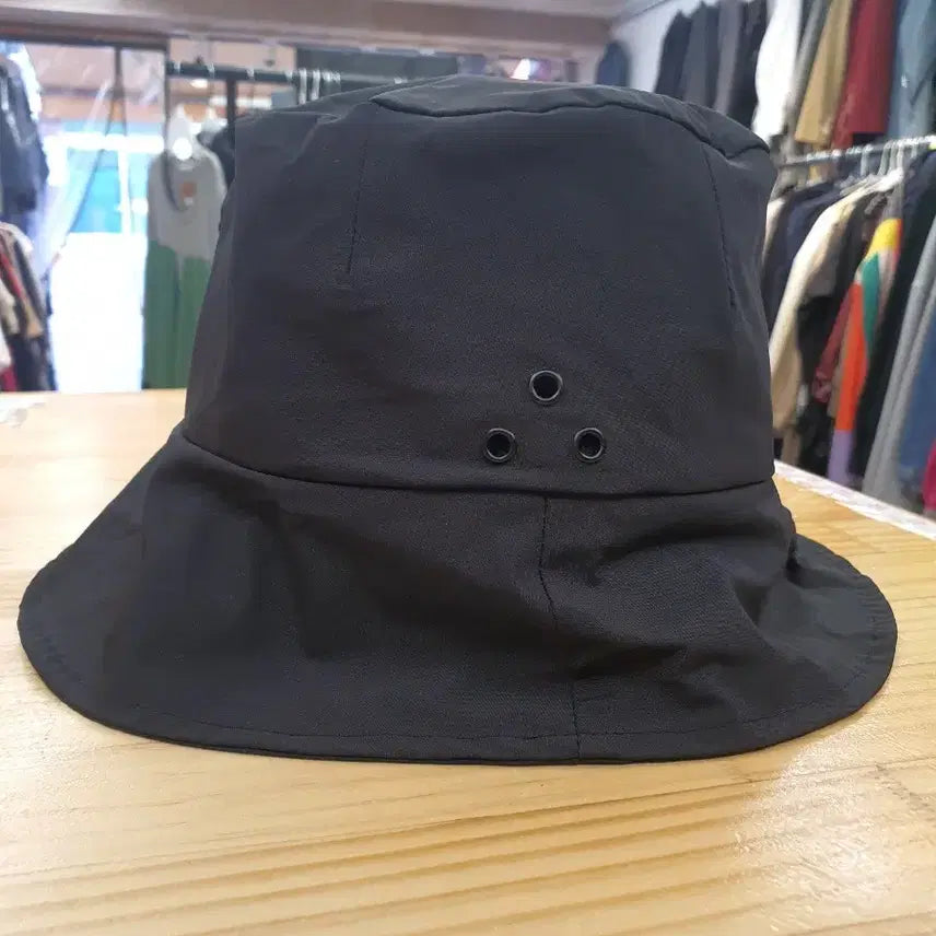 [BUNJANG] DENAGE Circle Logo Bucket Hat - Black / [새상품] 드네이지(DENAGE) 서클 로고 버킷햇 벙거지 블랙