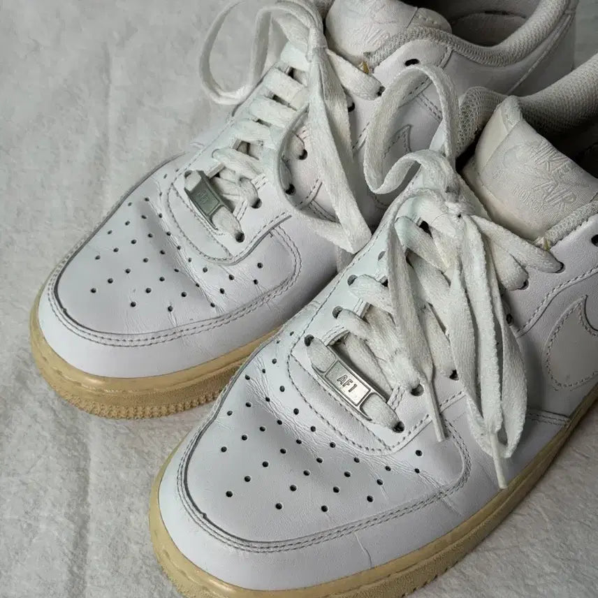 [BUNJANG] Nike Air Force 1 All White (255mm) / 나이키 에어포스1 올백 255사이즈