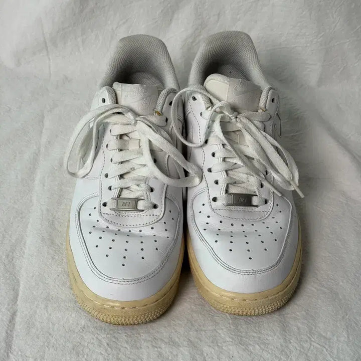 [BUNJANG] Nike Air Force 1 All White (255mm) / 나이키 에어포스1 올백 255사이즈