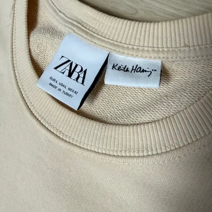 [BUNJANG] ZARA x Keith Haring Collaboration Sweatshirt / ZARA &amp; 키스 해링 컬렉션 맨투맨 105